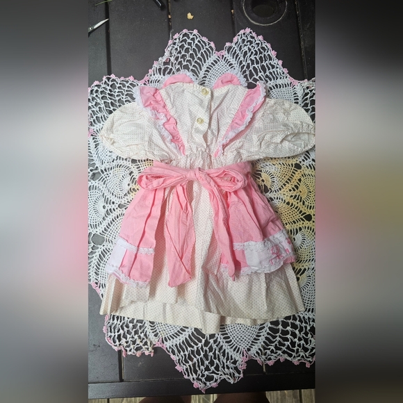 PINK RUFFLED w/WHITE LACE PAGEANT PARTY FLOWER DRESS LITTLE GIRLS SIZE 12 MONTHS - Picture 4 of 7